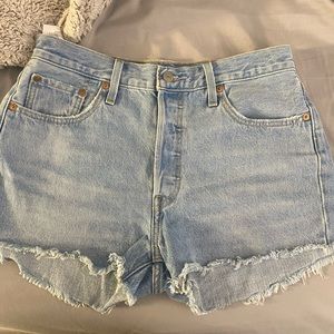 Levi shorts